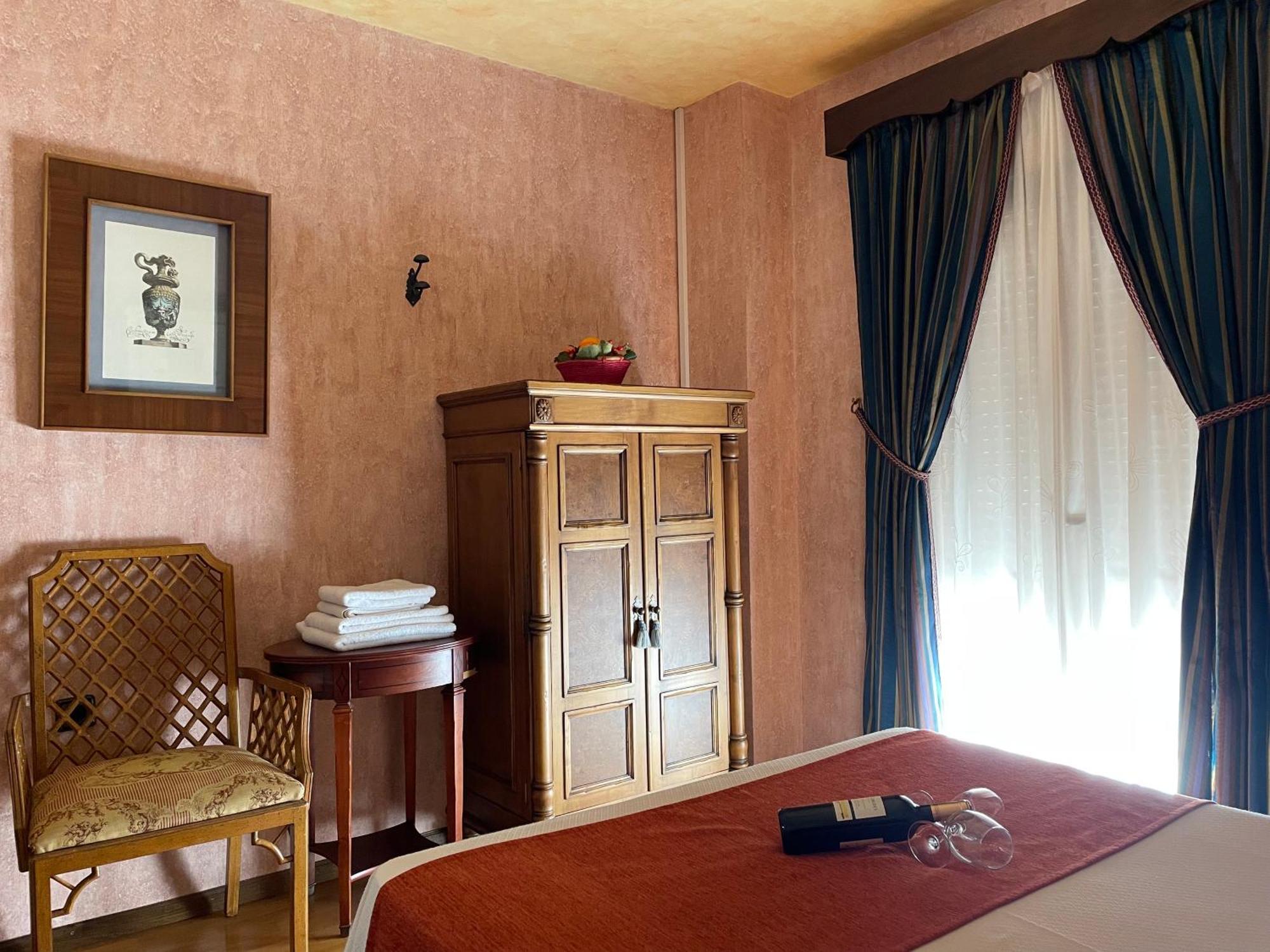 La Posada Del Hidalgo De 알라콘 외부 사진